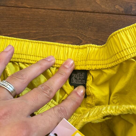 NWT Wild Fable Pull On Elastic Waist Wide Leg Cargo Pants Yellow Women's Size S - Picture 6 of 12